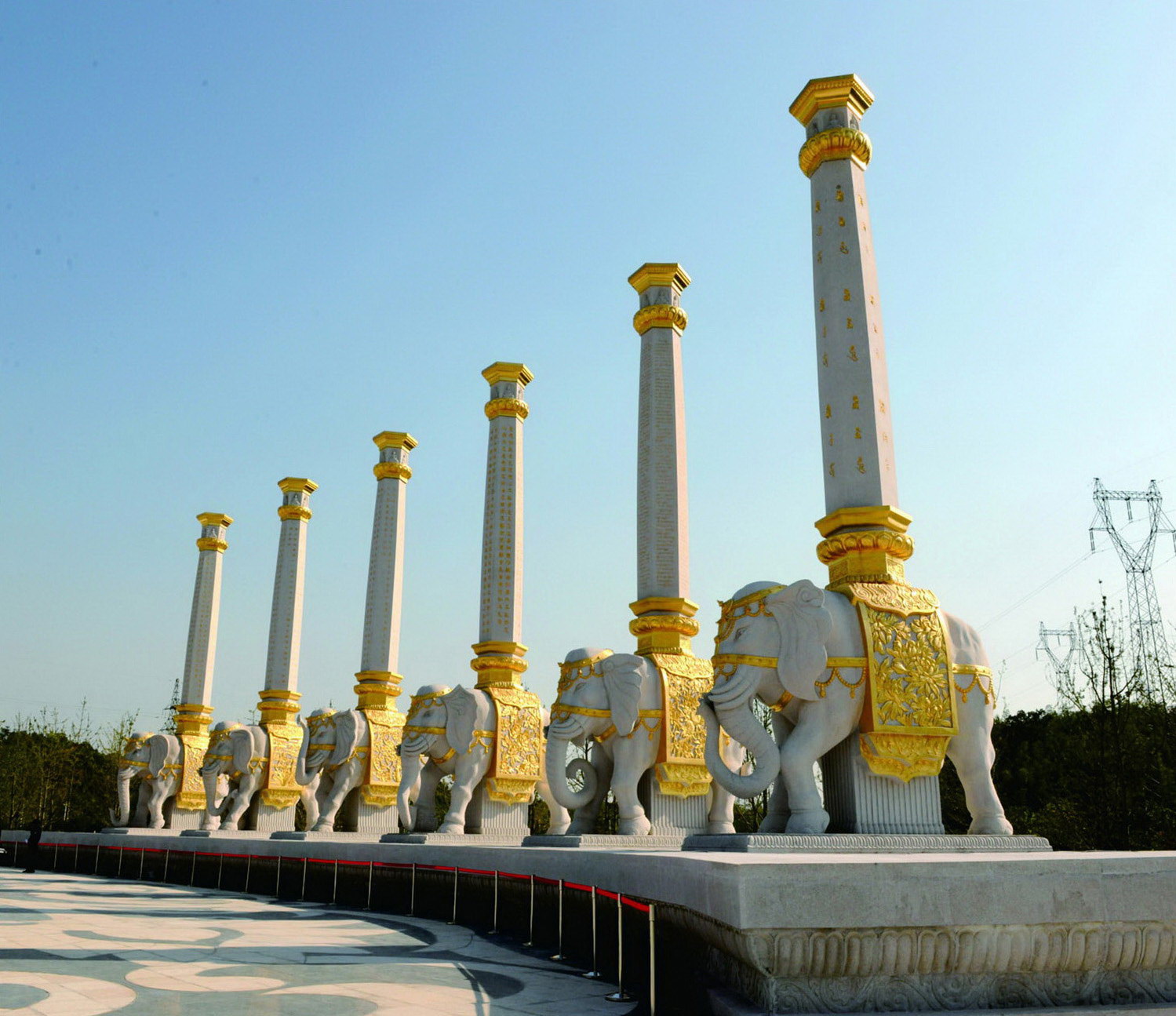 萬象更新廣場(chǎng)